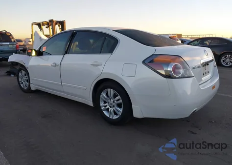 2011 Nissan Altima 2.5 S z USA, uszkodzony, nr VIN 1N4AL2AP0BN510590